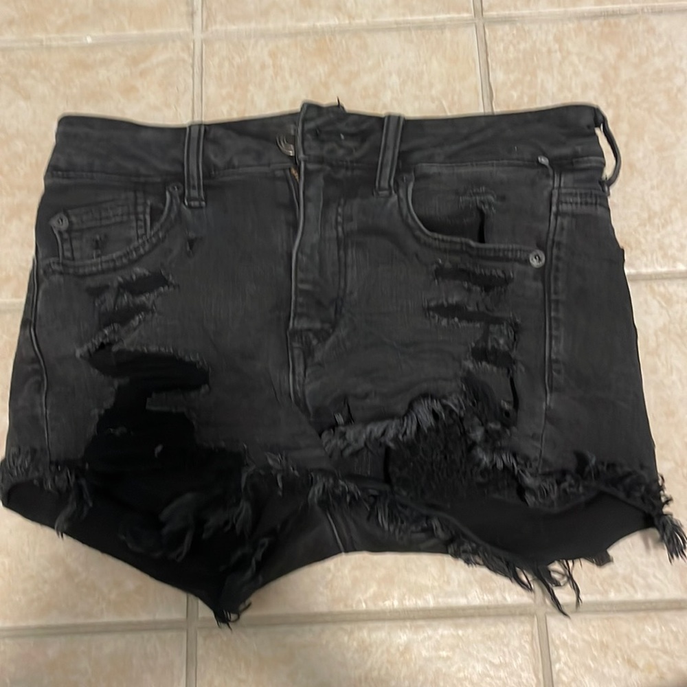 Black American Eagle ripped shorts